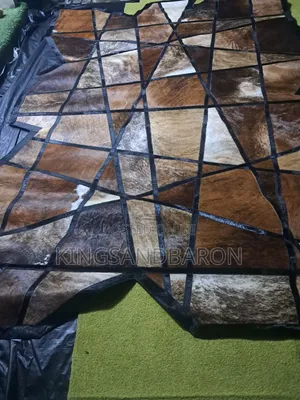 7×10fts Animal Skin Crnter Rug