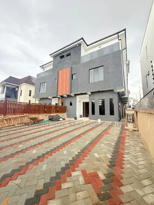 4bdrm Duplex in Gbagada Lagos for sale