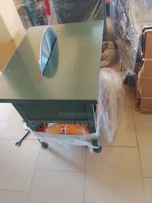 Industrial Table Saw Machine
