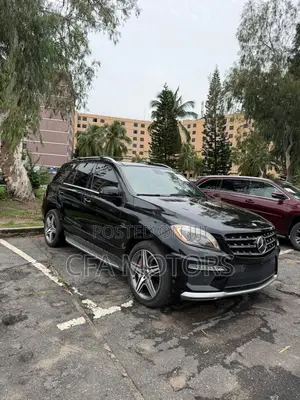 Mercedes-Benz M Class ML63 AMG 4dr SUV AWD (5.5L 8cyl Turbo 7A) 2014