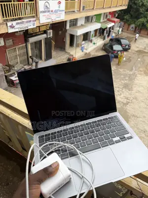 Laptop Apple MacBook Air 2020 M1 8GB Apple M1 SSD 256GB