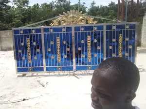 Stainless Steel Gate With Round Gold Design