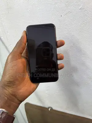 Apple iPhone XR 64 GB Black