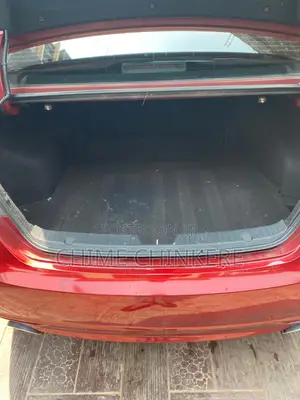 Hyundai Sonata SE 2.0T Sedan FWD (2.0L 4cyl 6A) 2011 Red
