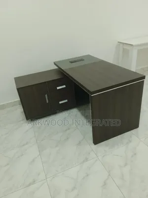 Semi Executive L-Shape Office Table 1.4mitre Length