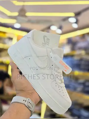 Nike Air Force 1 Low Sneakers