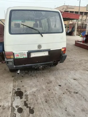 Volkswagen Transporter 2000 White