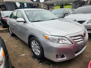 Toyota Camry LE 4dr Sedan (2.4L 4cyl 5A) 2009 Silver