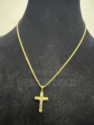 Italy 750 Tested 18karat Gold Franco Design With Crucifix