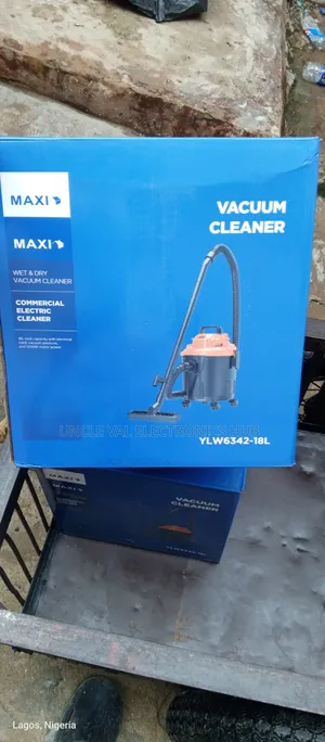 Maxi Vacuum Cleaner 18l Wet and Dry