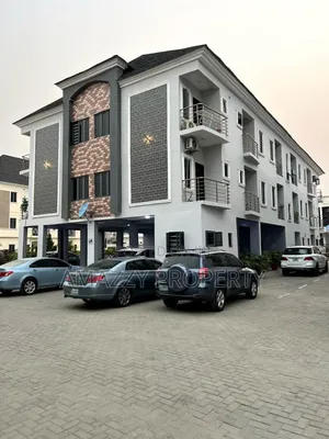 Furnished 2bdrm Apartment in Ikota for rent