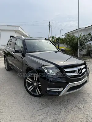 Mercedes-Benz GLK-Class Base GLK 350 4dr AWD 4MATIC (3.5L 6cyl 7A) 2015 Black 