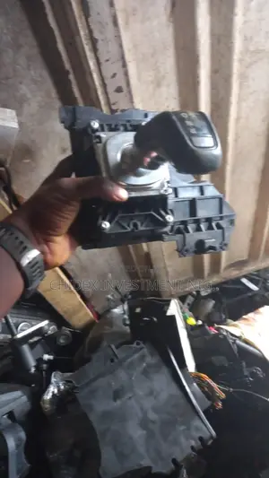 Gear Selector for Range Sport 2015