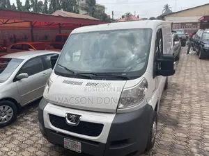 Peugeot Boxer 2001 White
