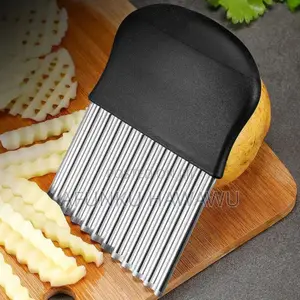 Stainless Steel Fruit and Vegetable Wavy Cutter