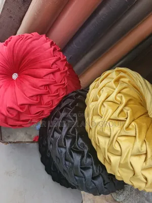 Long Lasting Hand-crafted Decorative All Colored Shaped Throw-pillow