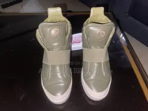 Rare Diesel Men’S S-Nentish Army Green Strap Fashion Sneaker