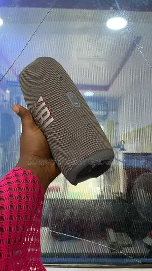 Neatly Used JBL Charge 5
