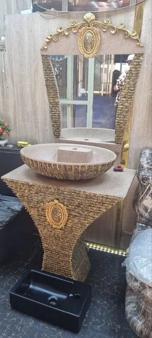 Executive Standing Royal Basin