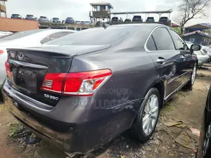 Lexus ES 350 2011 Gray