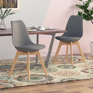 A Modern Dinning Chair
