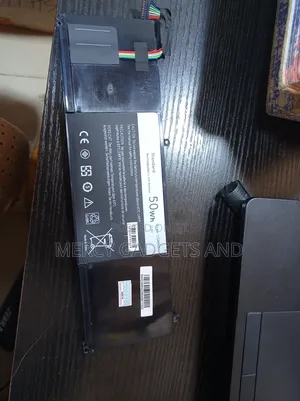 Cgmn2 Rechargeable Laptop Battery