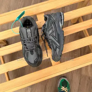 New Balance 1906r "Black Phantom