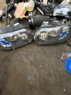 Headlights for Range Rover Vogue 2010