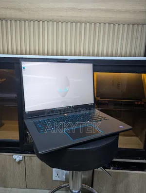 Laptop Alienware M16 R2 16GB Intel Core Ultra 7 SSD 1T