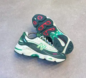 New Balance 1000 'Míle' in Green and White Color Way