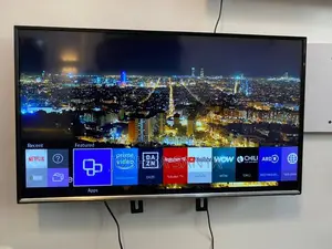 Samsung 32” Smart Tv