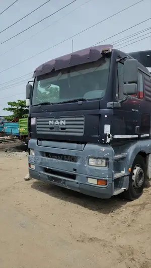 Newly Arrived Foreign Used Man Tga 8 Tires Truck Head 2007 Black 