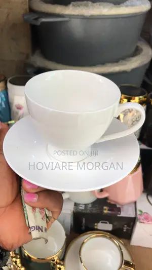 6 Cup 6 Saucer (Plain White)
