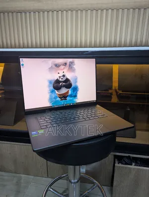 Laptop Asus ROG Zephyrus G16 32GB Intel Core Ultra 9 SSD 1T