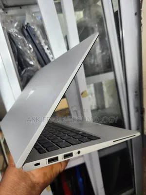 Laptop HP EliteBook 830 G7 8GB Intel Core i7 SSD 256GB