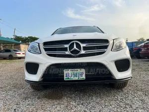 Mercedes-Benz GLE-Class AMG GLE 63 4MATIC 2017 White