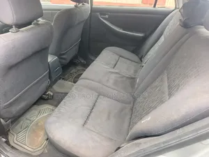 Toyota Corolla Liftback 2002 Silver