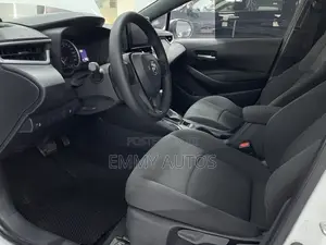 Toyota Corolla 2022 White