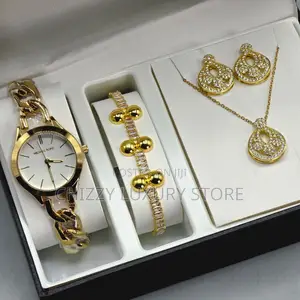 Michael Kors Quality Ladies Chain Strap Wristwatch