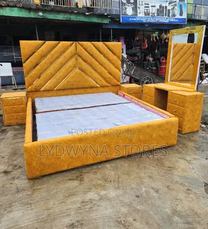 Aesthetic Strong Quality Upholstery Padded Complete Set of Bedframe