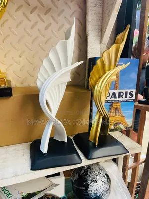 Angel Wing Statue Sculpture Figurine Resin