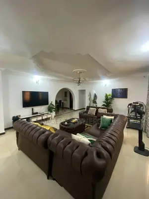 2 Bedroom Short Let Apartment