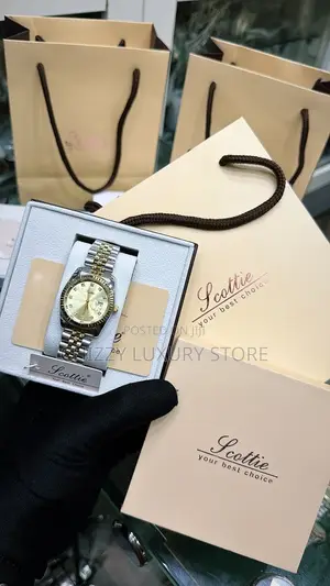 High Quality Ladies Chain Strap Wristwatch