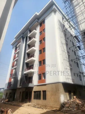 4bdrm Townhouse/Terrace in Alausa for sale