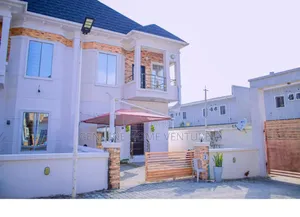 Furnished 4bdrm Duplex in Chevron for sale