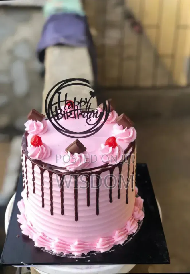 Cakes N Pastries