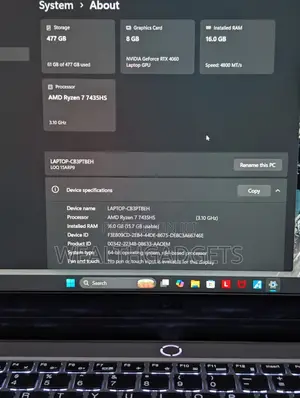 Laptop Lenovo LOQ 15ARP9 16GB AMD Ryzen 7 SSD 512GB