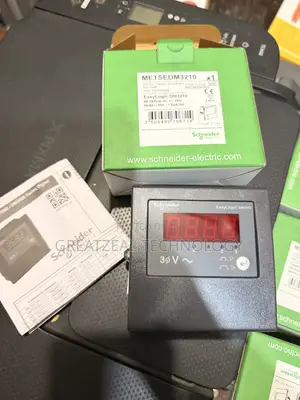 Schneider Electric Easylogic Dm3210 Digital Panel Meter