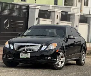 Mercedes-Benz E350 2010 Black