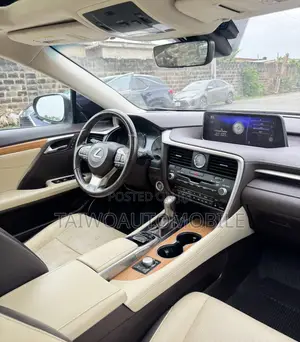 Lexus RX 2019